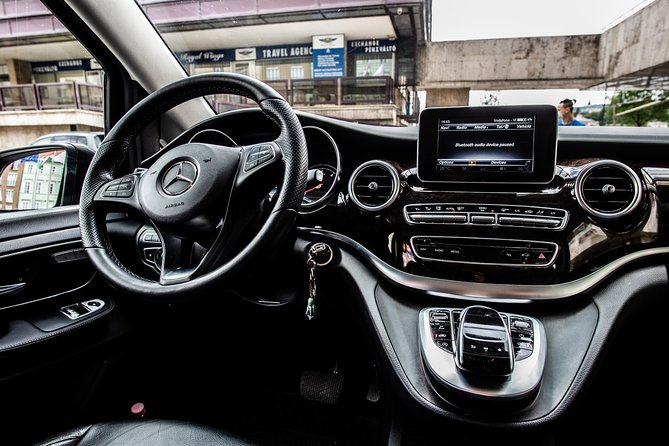 Budapest Private Airport Transfer in a Luxury Minivan - Arrival transfers: finding your driver fast in the Arrivals Hall