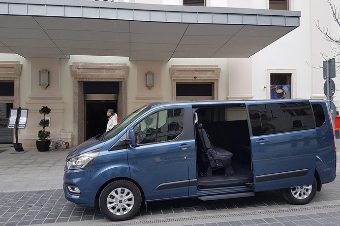 Budapest Private Arrival Transfer: Railway station to hotels - Platform pickup that actually saves your day