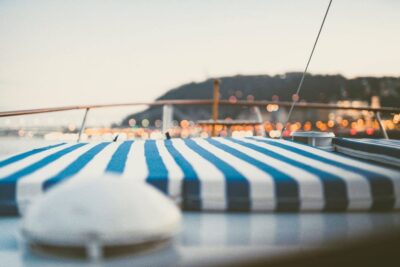 Budapest: Private Danube Yacht Cruise with Welcome Drink - Boarding Downtown Near Erzsébet Bridge (And Why That Matters)