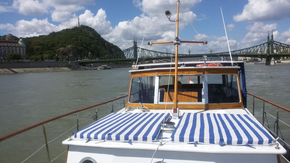 Budapest: Private Danube Yacht Cruise with Welcome Drink - Value and Price: When $972 Makes Sense
