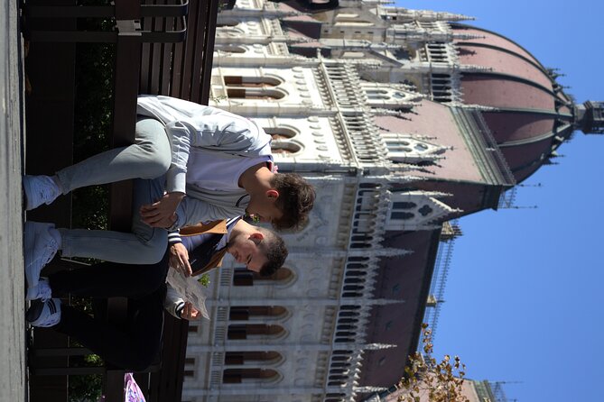 Budapest Private Guided Tour with Photoshoot - Big(3hrs) - Erzsébet tér and the St. Stephen’s Basilica photo payoff
