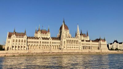Budapest: Private Sightseeing Tour by car - Pest side: Andrássy Avenue, the Opera photo stop, and Heroes’ Square’s big message