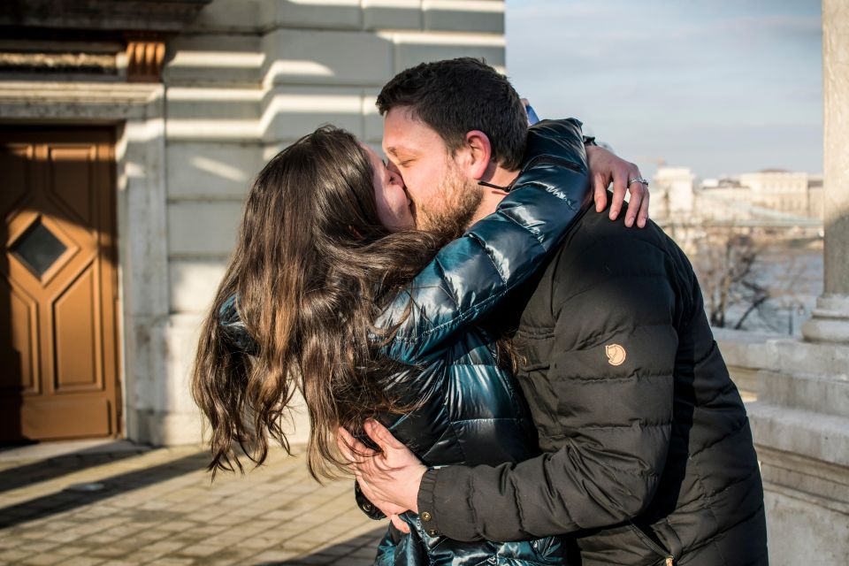 Budapest: Proposal Photos at enchanting Fisherman's Bastion - How to get the best results from your photographer