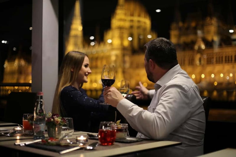 Budapest: Prosecco Dinner Cruise with Live Music - Final thoughts: should you book the Prosecco dinner cruise?