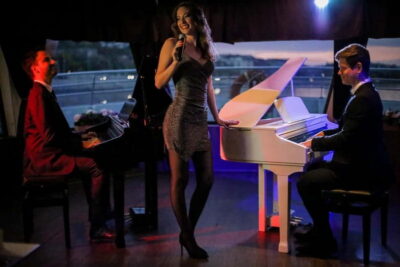 Budapest: Prosecco Dinner Cruise with Live Music - What You’ll Eat: 4 Courses, Prosecco, and Real Meal Quality