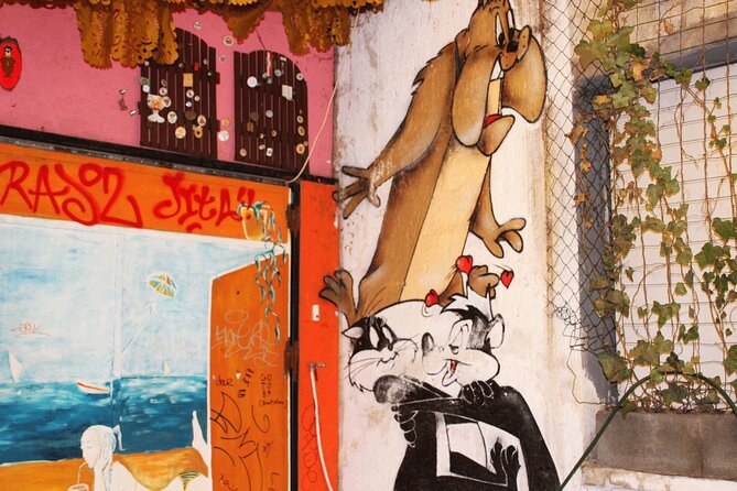 Budapest Ruin Bars Evening Walking Tour with Drinks & Snacks - Who should book this tour (and who should skip it)