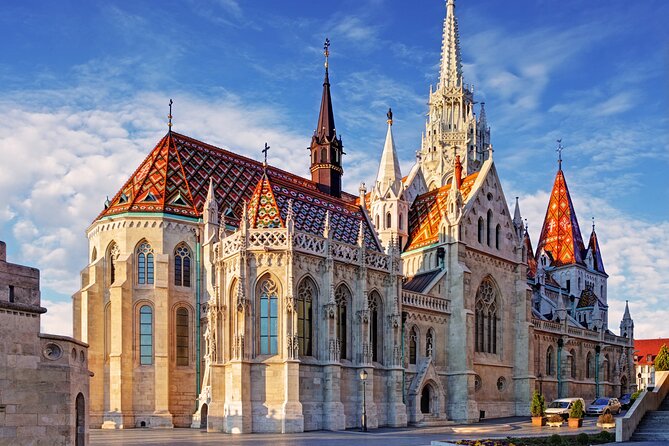 Budapest Scavenger Hunt and Highlights Self Guided Audio Tour - The tech reality: your phone is the tour’s engine
