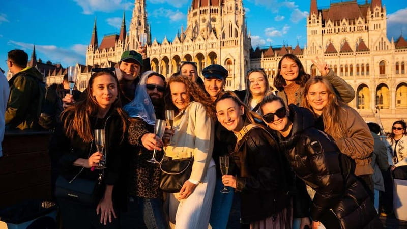 Budapest: Sip and Sail River Cruise with Unlimited Prosecco - Value check: is $26 a good deal for Budapest at night?