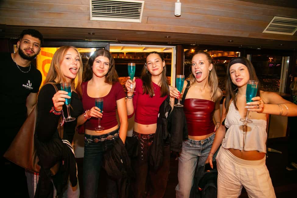 Budapest: Sip & Sail Danube Cruise with Prosecco Cocktails - FAQ