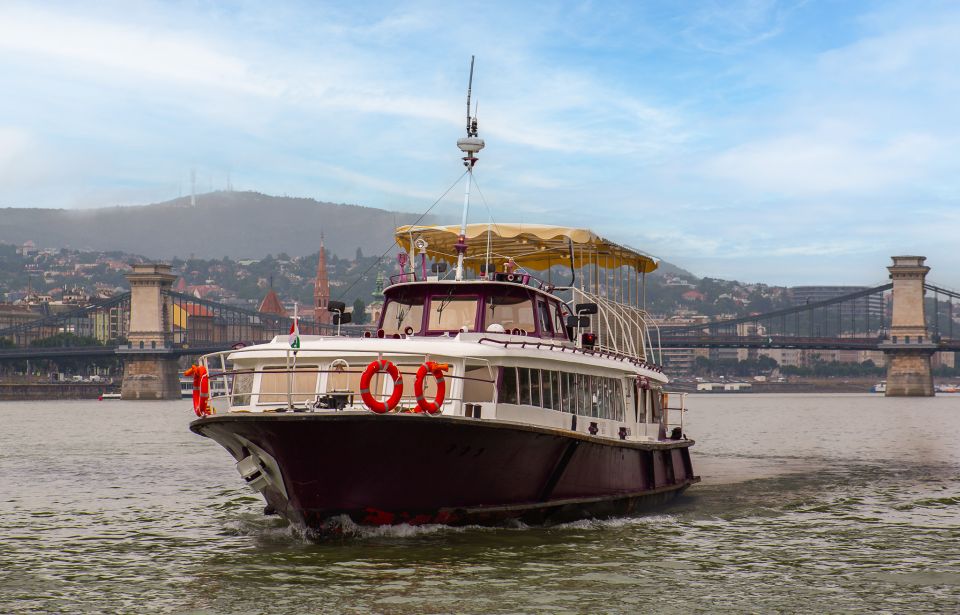 Budapest: Skyline Sightseeing Cruise with Parliament View - Key points before you go