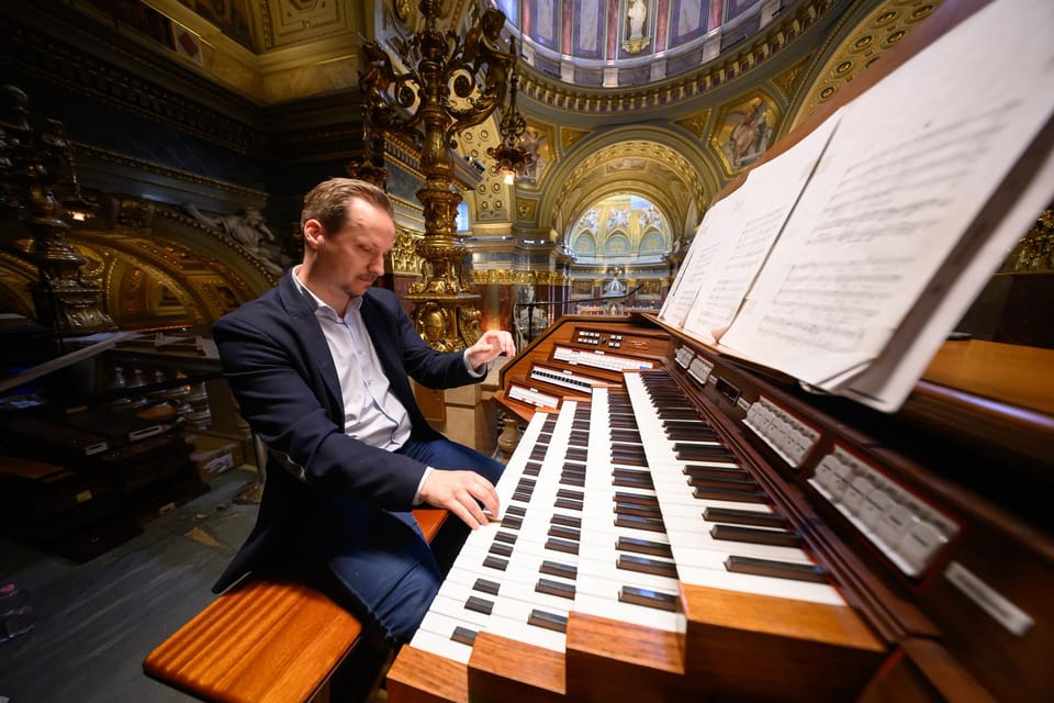 Budapest: St.Stephen's Basilica Grand Organ Concert Tickets - The live organ concert (about 20 minutes): Short, focused, and worth it