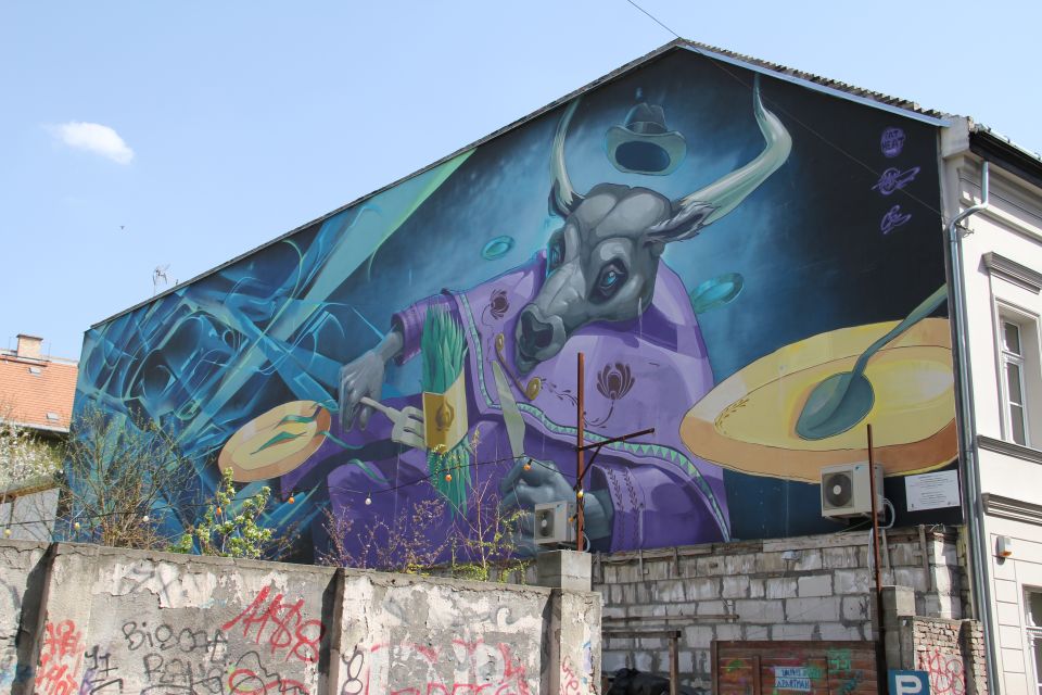 Budapest: Street Art Tour - Coffee at My Little Melbourne: a small break with real payoff
