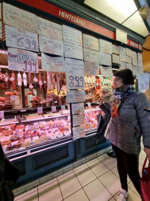 Budapest Streetfood Heaven: Tasting and Markets with a local - Lángos and Rétes Buffet: Fried Dough Meets Hungarian Strudel