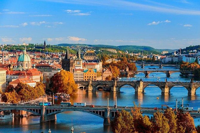 Budapest to Prague Private transfer with 2 hour sightseeing stop - Budapest to Prague by Private Car: The Real Advantage