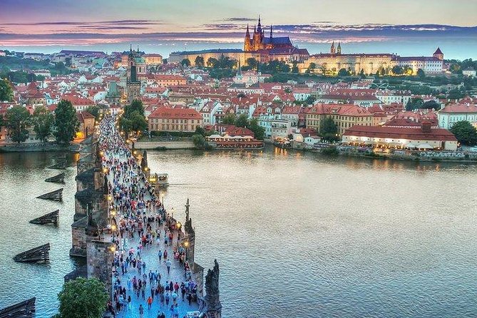 Budapest to Prague Private transfer with 2 hour sightseeing stop - Choosing the 2-Hour Stop: How to Pick the Right Place