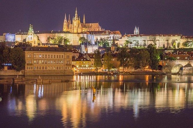 Budapest to Prague Private transfer with 2 hour sightseeing stop - Who This Budapest to Prague Transfer Fits Best