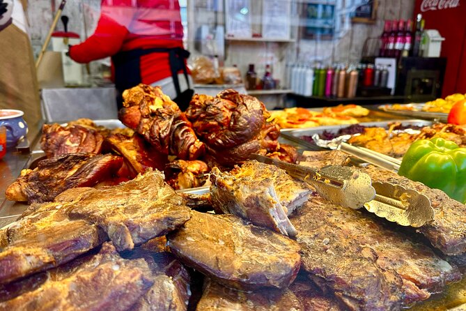 Budapest Wonderland - A Christmas Market Tour with Chimney Cake & Mulled Wine - Pacing and time: how to enjoy 2 hours 30 minutes without rushing