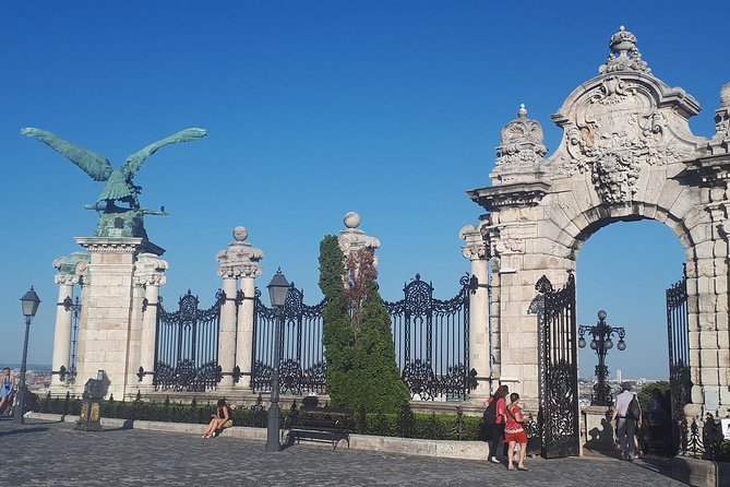 Castle district walk with legends - Fisherman’s Bastion: Danube panoramas plus secret corners