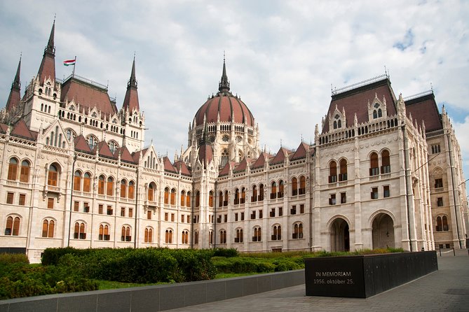 Classic Walk in Budapest Historical Center - Pesti Vigadó: A Romantic 1860s Landmark From the Street