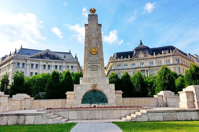Communism in Hungary with a Historian - Metro, Meeting Points, and Small-Group Flow in Buda and Pest