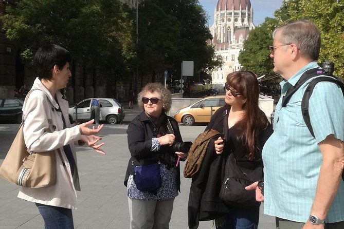 Communist Budapest Walking Tour - Ronald Reagan Statue: A Small Landmark With Big Meaning