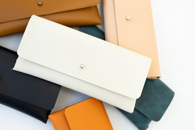 Create a unique leather accessory in downtown Budapest! - How the 1-Hour Format Fits Into Your Budapest Day