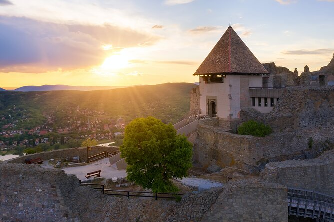 Danube Bend Full-Day Private Tour From Budapest - Szentendre’s cobbled streets: an artists’ town beside the Danube