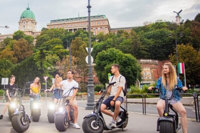 Easy & Convenient E-Scooter Rental for Sightseeing in Budapest - Getting started with the Luna Bike: training that helps on day one