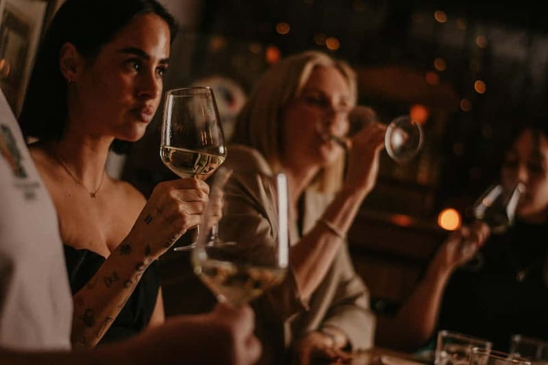 Food and Wine Tasting in Budapest by the Basilica - Logistics that can make or break your evening