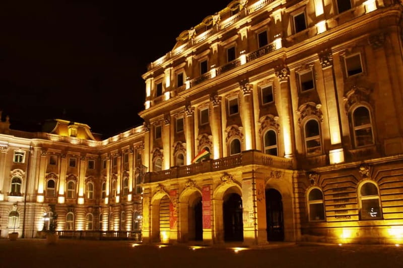 FoolsCode: EscapeRoom/Sightseeing tour with Actor Tourguide - FAQ