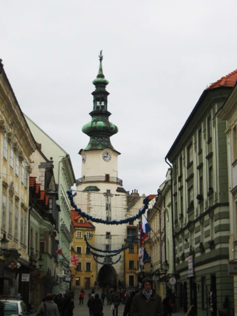 From Budapest: Bratislava Day Trip - Guide Quality and What to Watch For During the Day