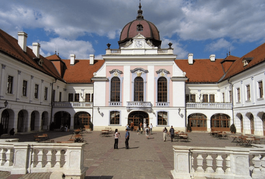 From Budapest: Gödöllő Palace of Queen Elizabeth Tour - Entering the Palace: what the guided route gets right