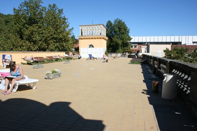Full-Day Admission to Budapest Lukacs Thermal Bath - Orientation on Arrival: Lockers, Towels, and Wayfinding