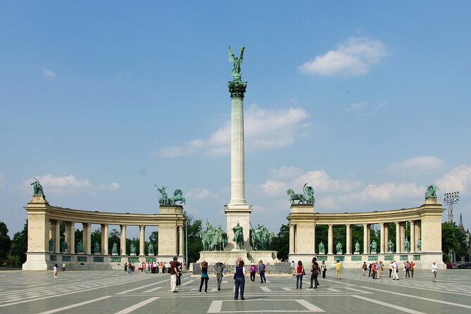 General sightseeing tour - Millennium Subway (line 1, built 1896) and Andrassy Avenue’s long historical straight line