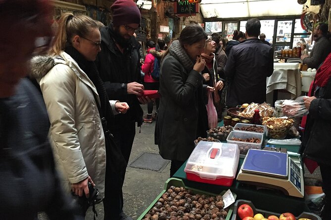Gourmet Market Walk at the Great Market Hall of Budapest - FAQ