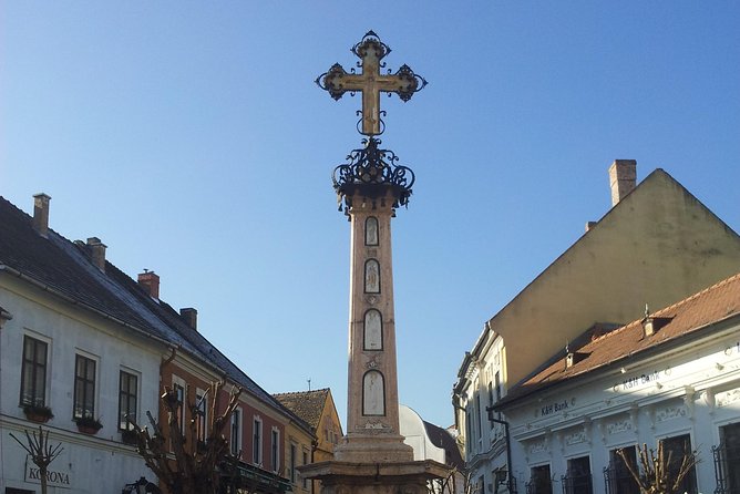 Half Day Guided Private Tour in Szentendre - Fo tér orientation and the City of Sever Churches story