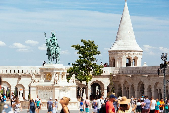 Highlights & Hidden Gems of Budapest Private Tour - Extra route stops: why your guide can make or break the day