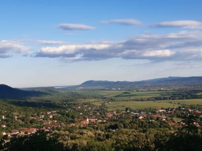 Hike to Spiritual Sites Near Budapest - Church of Pilis and the Startrail Stations of Hungarian Story