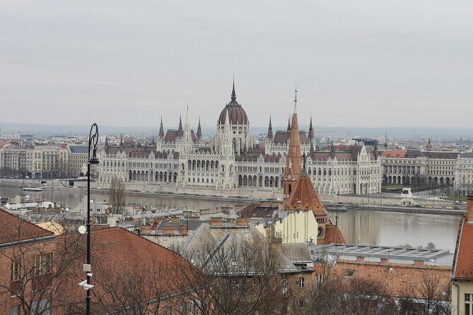Historical and Cultural Walking Tour in Budapest - The Hungarian State Opera House: Beauty With a Backstory