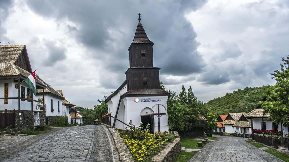 Hollókő Ethnographic Village: Day Tour from Budapest - Who this tour suits best (and who should consider a different plan)