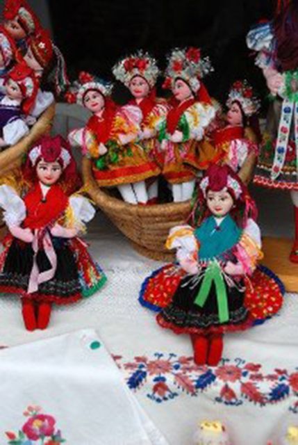 Hollókő Ethnographic Village: Day Tour from Budapest - Palóc costumes, folk dance, and crafts: what you should hope to catch