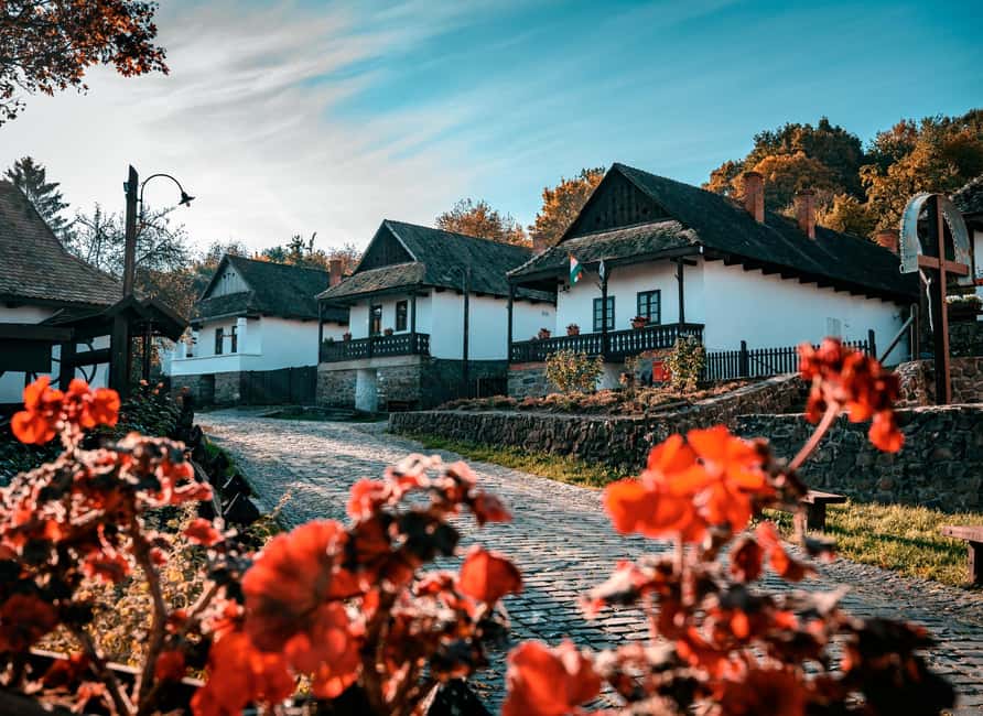 Hollókő Ethnographic Village: Day Tour from Budapest - When to go: Easter (and special event dates) can change everything