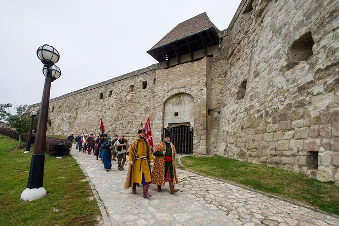 HOLLÓKŐ UNESCO World Heritage site + Eger Castle Private guided tour - Eger Castle on the Cliff: The 1552 Defense Story and Bull’s Blood Shopping