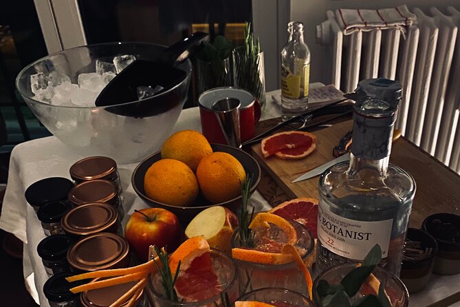 Hungarian Gin and Tonic Tasting and Workshop - The panorama and the smarter choice than a skybar