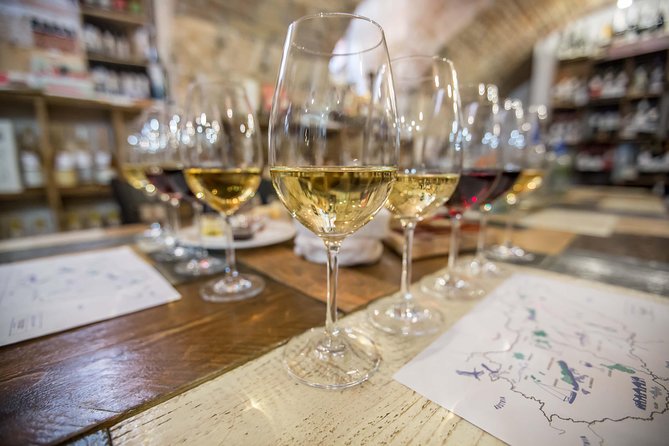 Hungarian Wine Tasting (with Cheese and Charcuterie) in Budapest - Cheese and charcuterie: the post-Communist comeback you can taste
