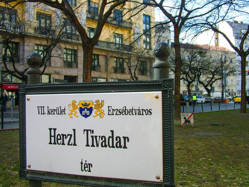 Jewish Heritage / Full tour - Lunch and After-Tour Options in the Jewish District