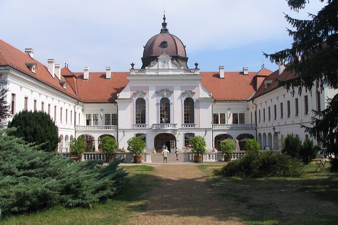 Legacy of Sissi Royal Palace of Godollo Tour with Cake and Coffee - The palace rooms you’ll focus on (and what to look for)