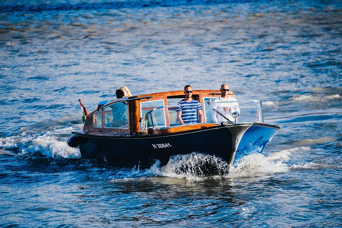 Luxurious, private day cruise with a waterlimousine to Szentendre - Drinks, Guided Tours, and What’s Actually Included