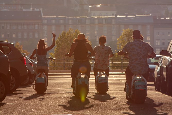 MonsteRoller E-Scooter Rental in Budapest - Making Stops Without Stress: The Lock Rental Advantage