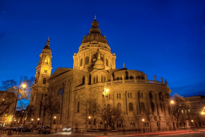 Organ Concert in the St. Stephen's Basilica - The optional Danube cruise: dinner views after the concert